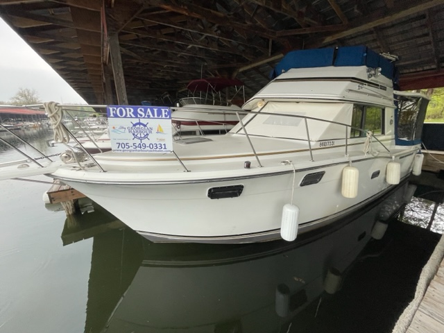 1989 Carver 3227 Convertible”Sold”