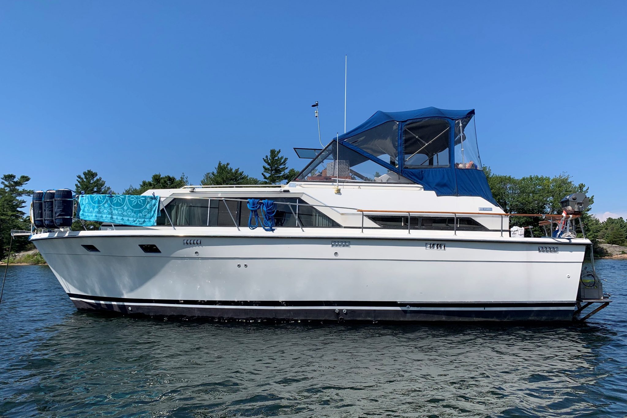 1974-trojan-36-tri-cabin-georgian-harbour-yacht-sales