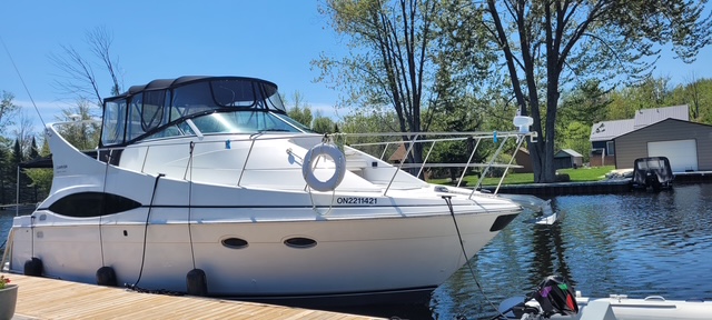 2000 Carver 350 Mariner
