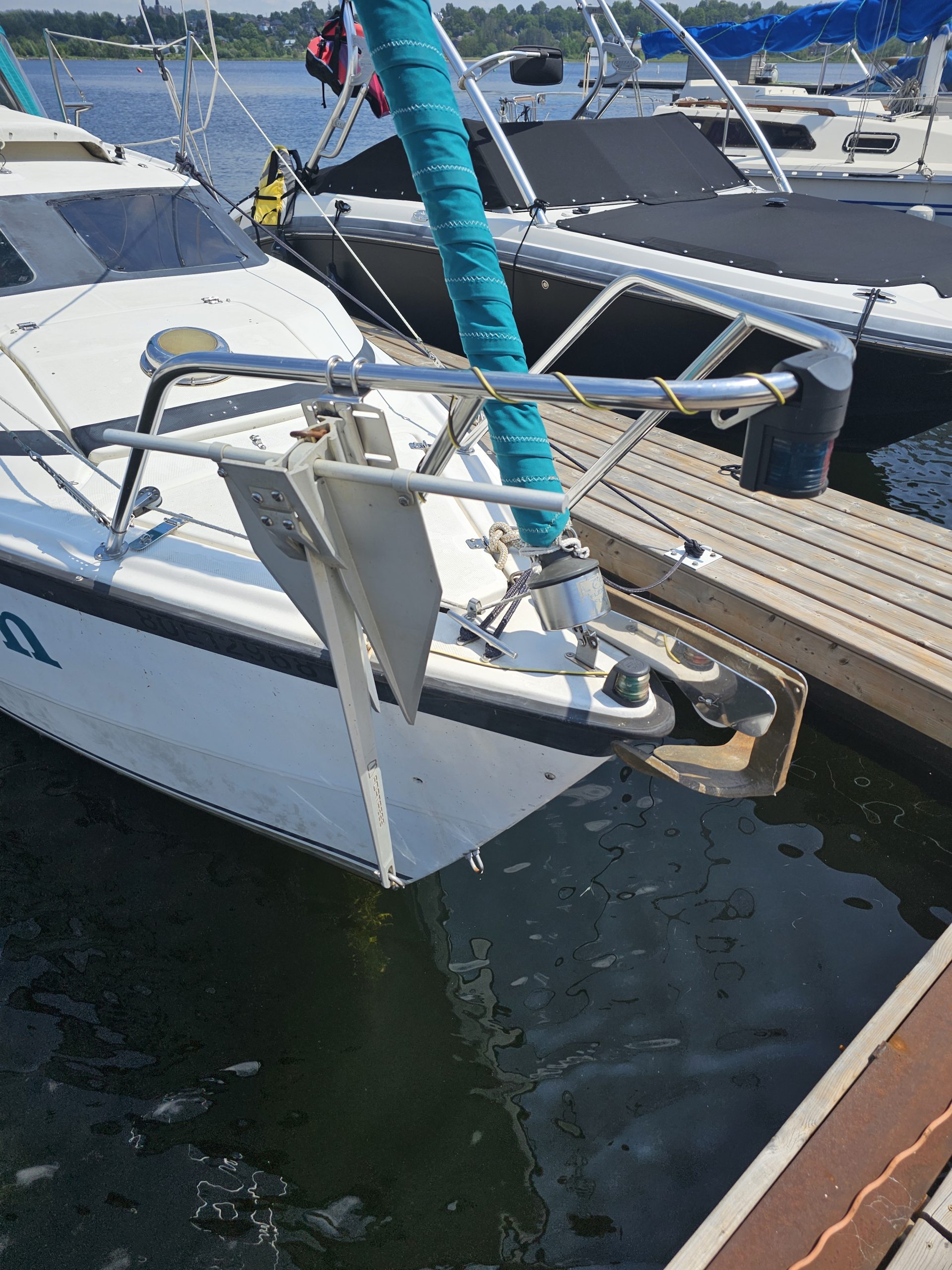 2001 MacGregor 26X Sloop