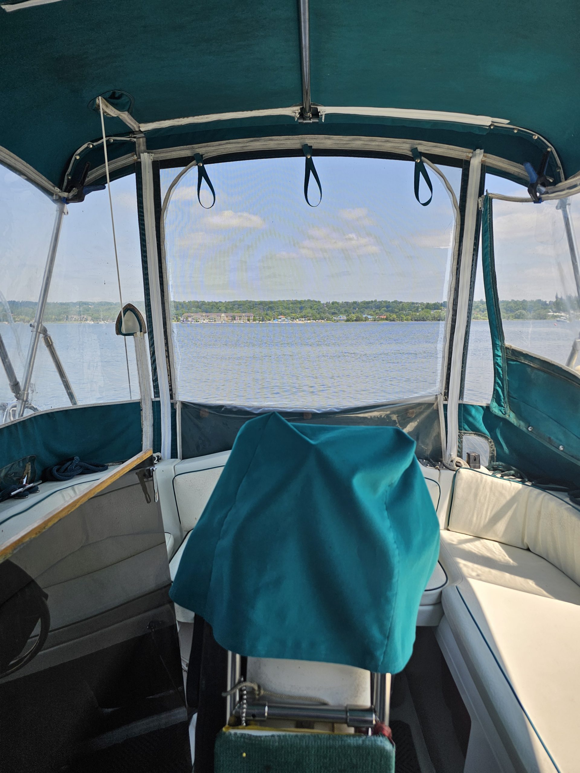 2001 MacGregor 26X Sloop