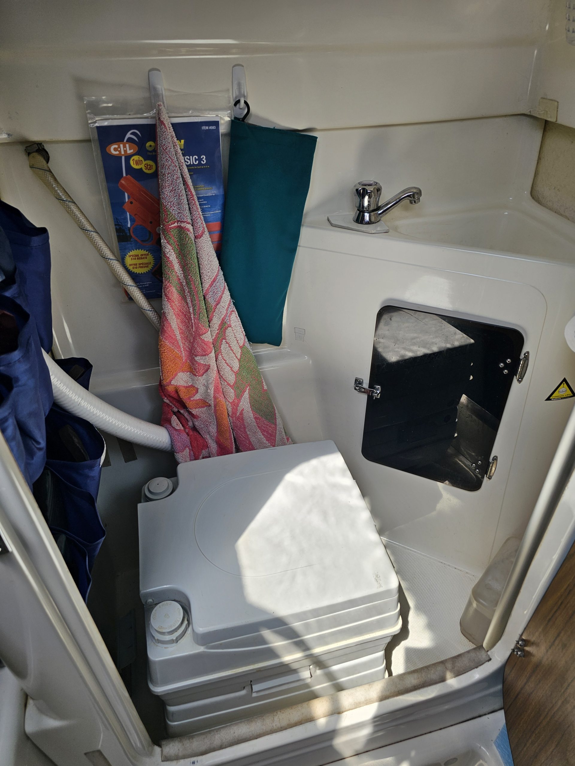 2001 MacGregor 26X Sloop