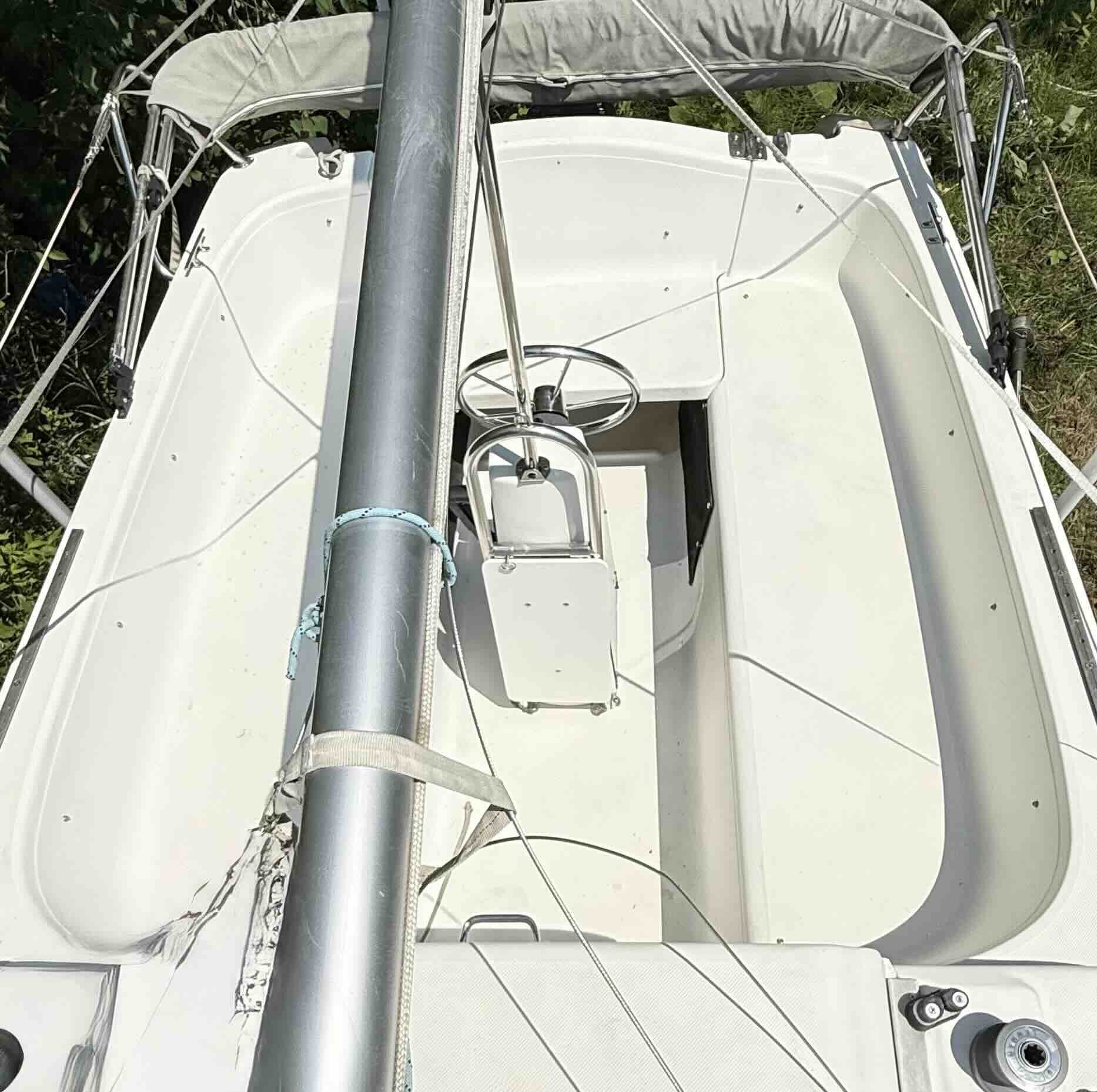 2002 MacGregor 26X Sloop