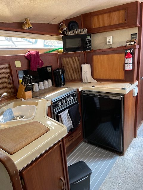 1986 Sea Ray 340 Sundancer”Price Reduced”