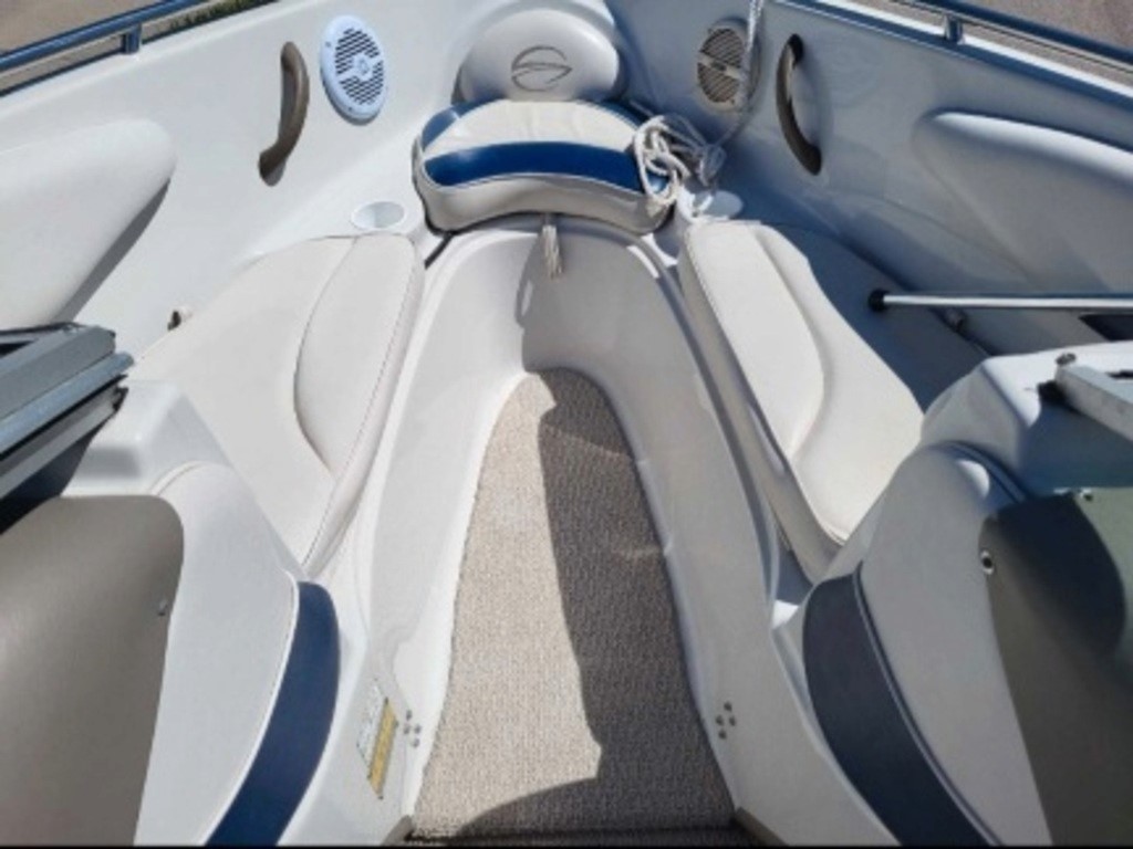 2002 Crownline 19 Bowrider