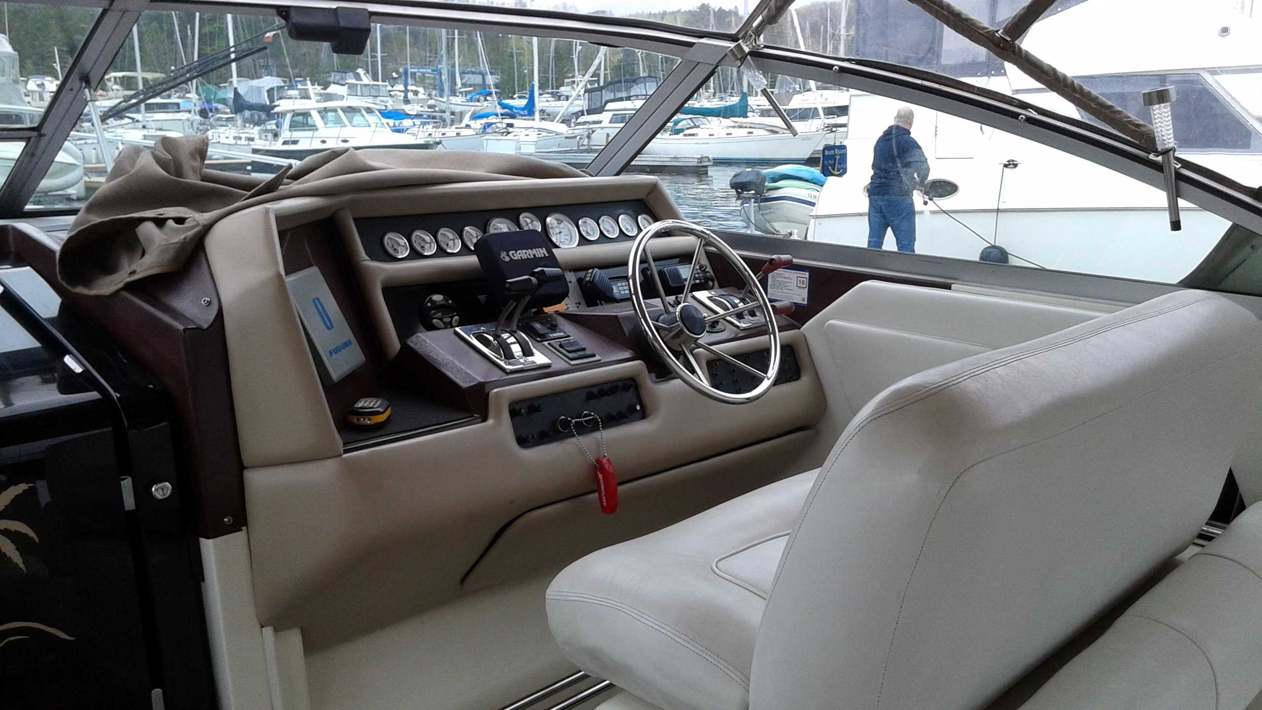 1990 Sea Ray 350 Express