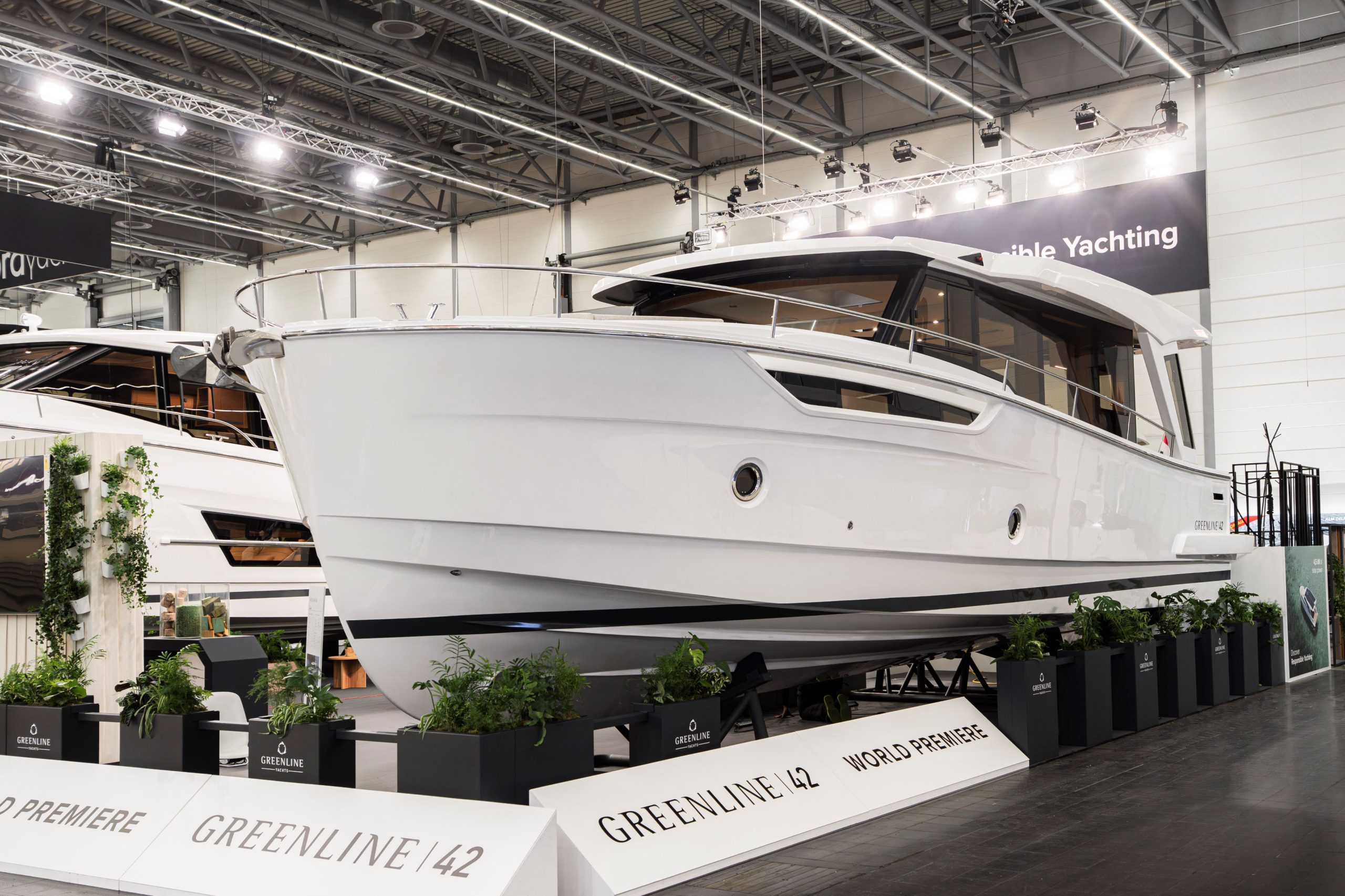 GREENLINE 42 “NEW MODEL 2026 COMING SOON!”