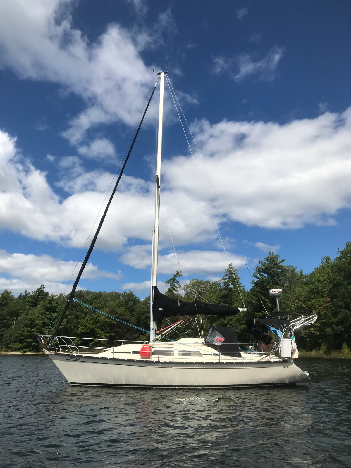 1987 Mirage 32 Sloop