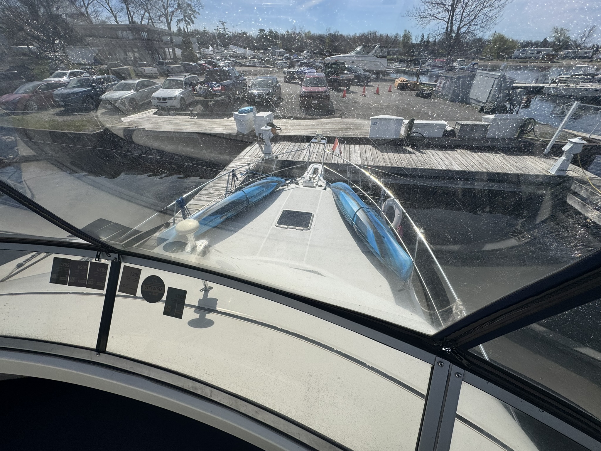 1993 Carver 350 Aft Cabin