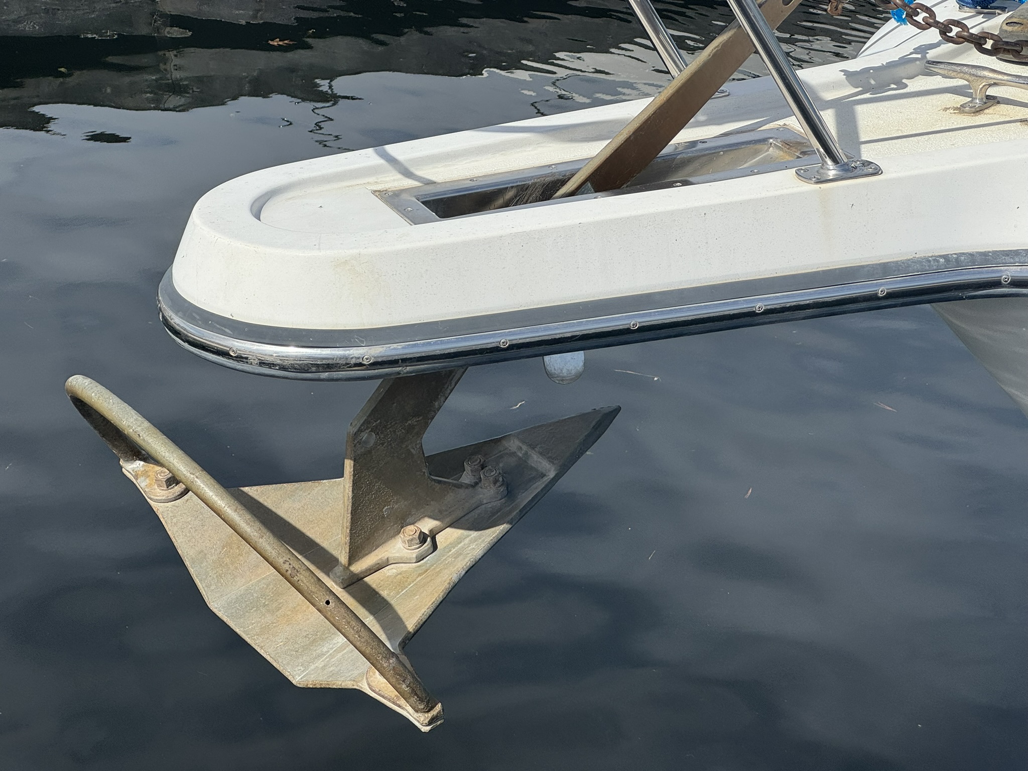 1993 Carver 350 Aft Cabin