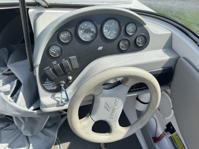 2000 Four Winns Horizon 170 Bowrider