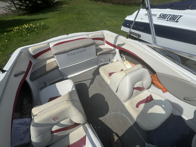 2000 Four Winns Horizon 170 Bowrider