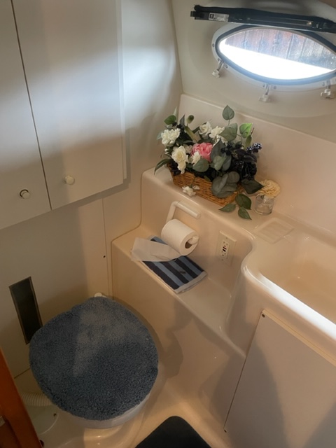 1999 Silverton 322 MY