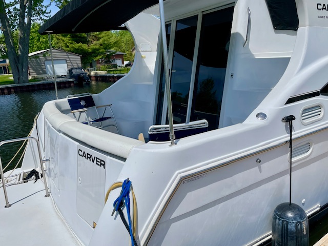 2000 Carver 350 Mariner