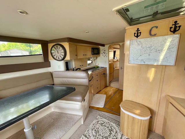 2000 Carver 350 Mariner