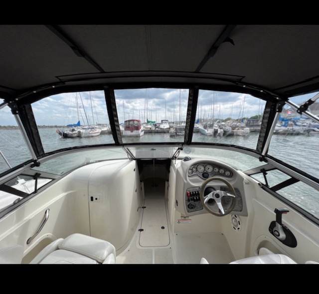 2007 Stingray 220DR Bowrider