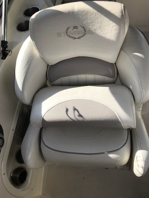 2007 Stingray 220DR Bowrider