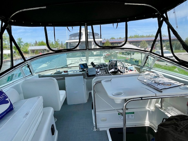 2000 Carver 350 Mariner