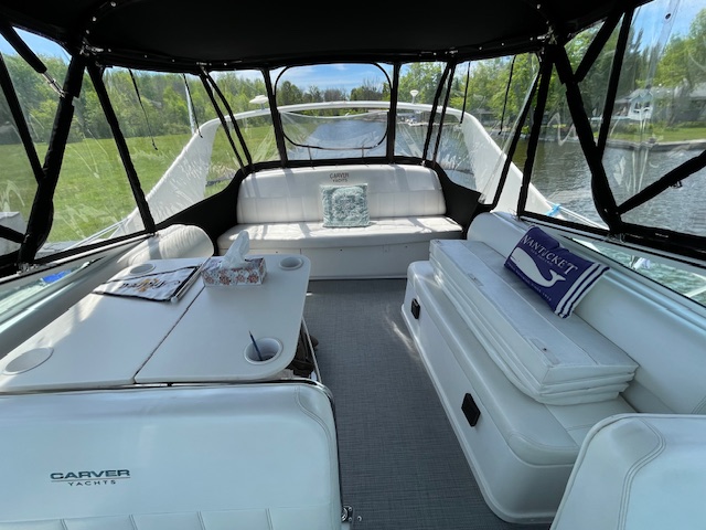 2000 Carver 350 Mariner