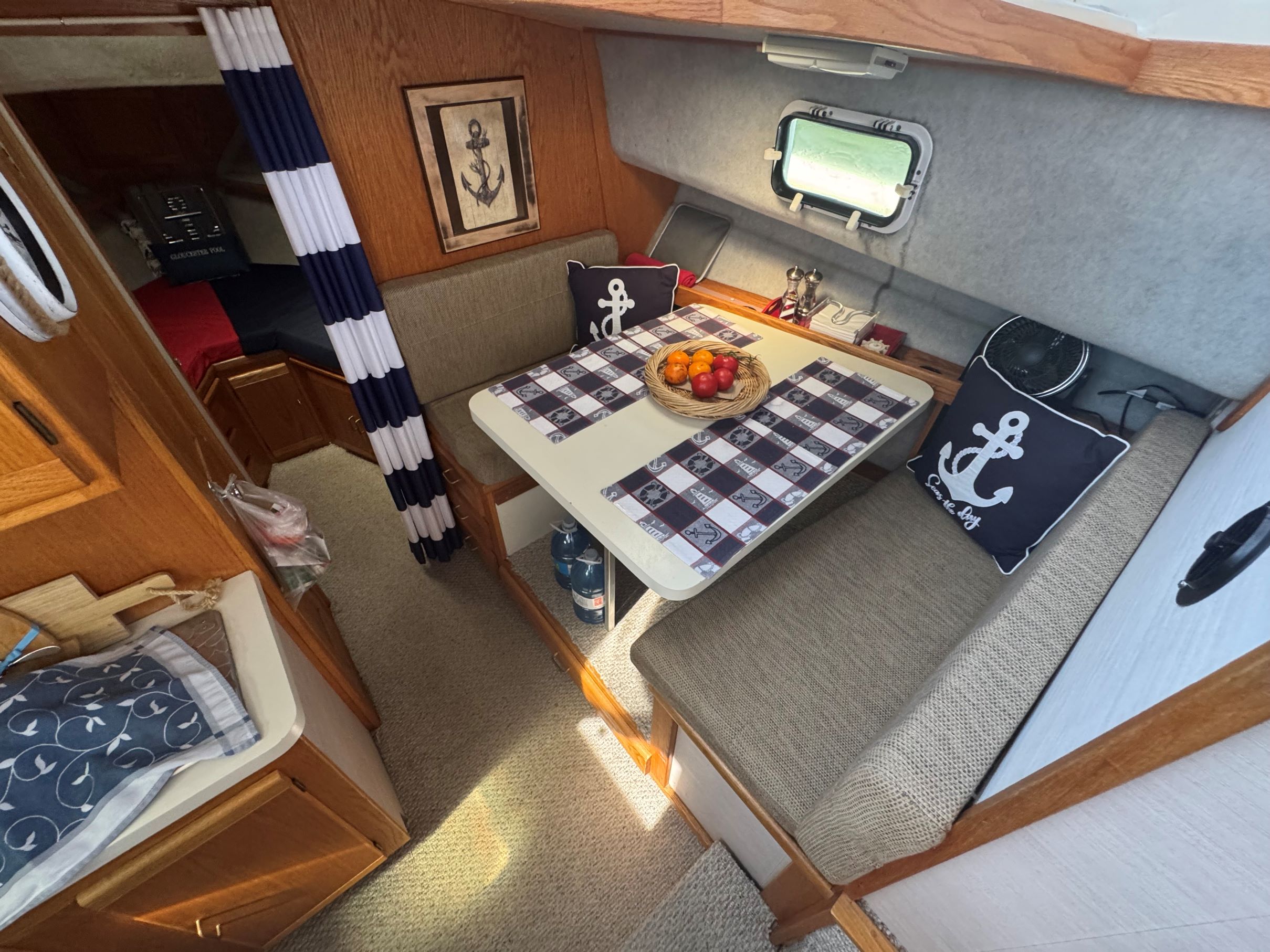 1988 Mainship 36 Nantucket DC