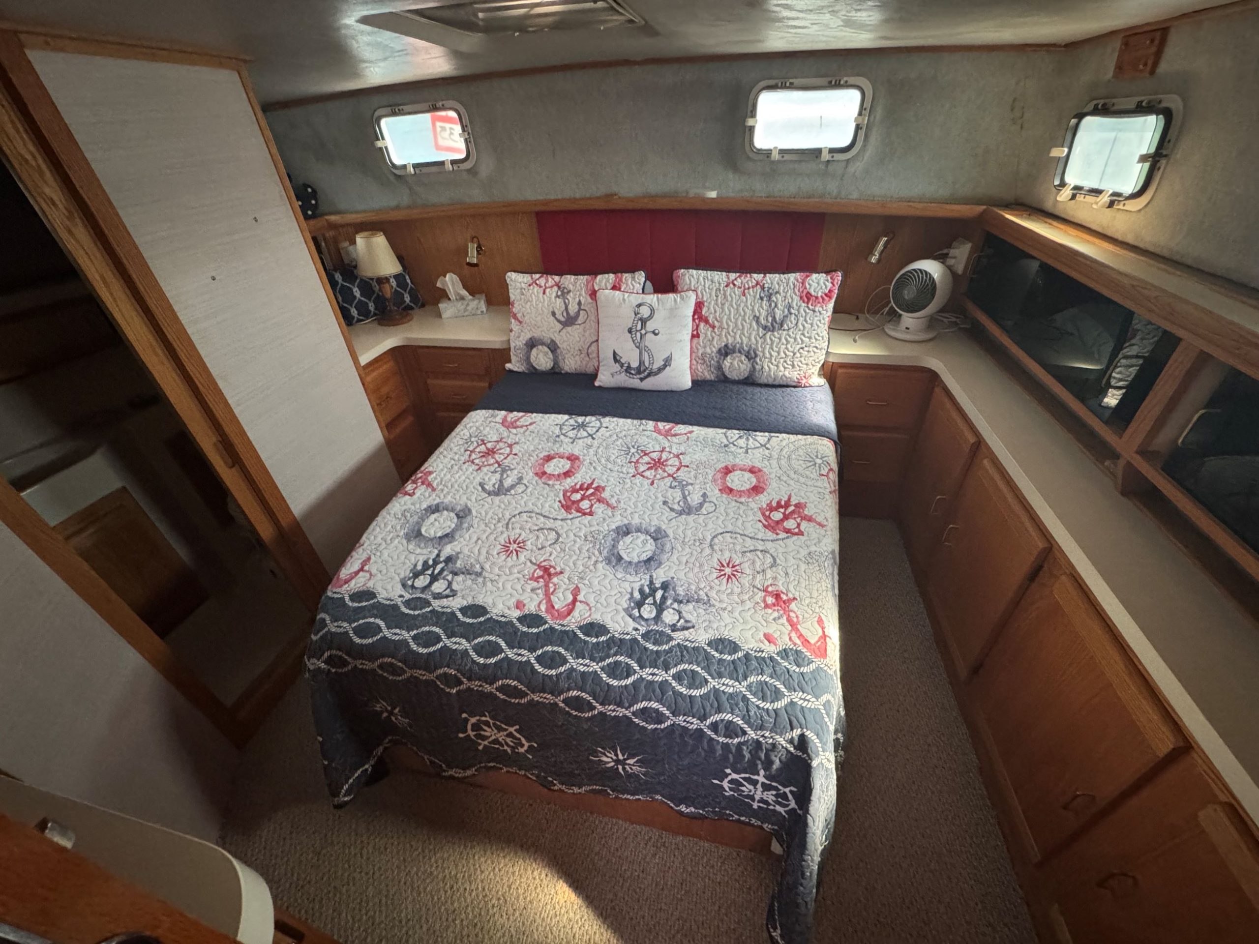 1988 Mainship 36 Nantucket DC