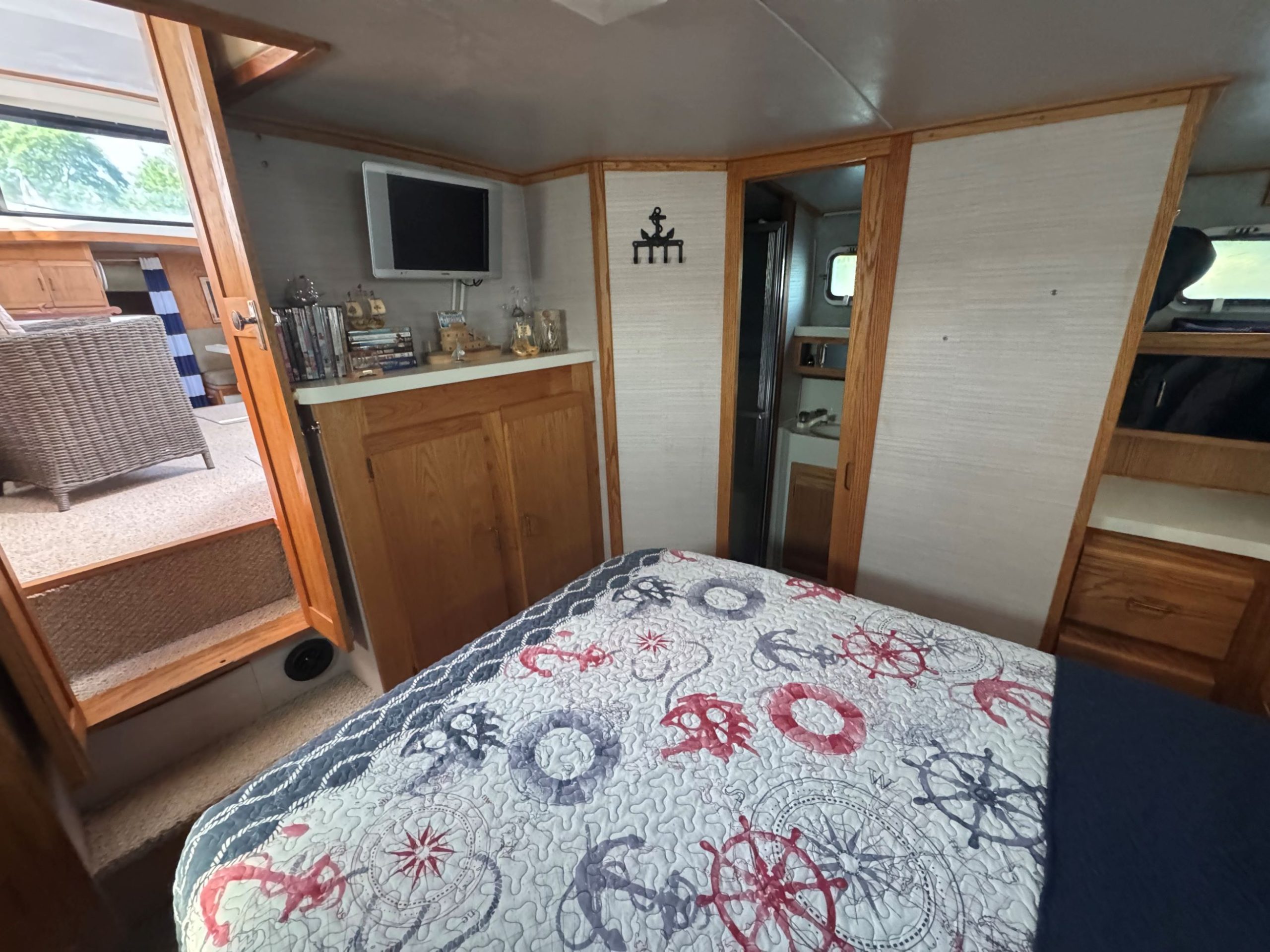 1988 Mainship 36 Nantucket DC