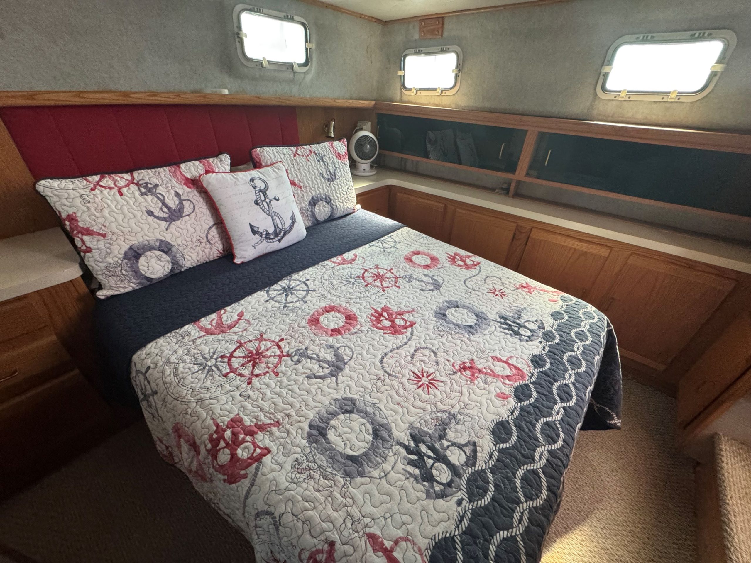 1988 Mainship 36 Nantucket DC