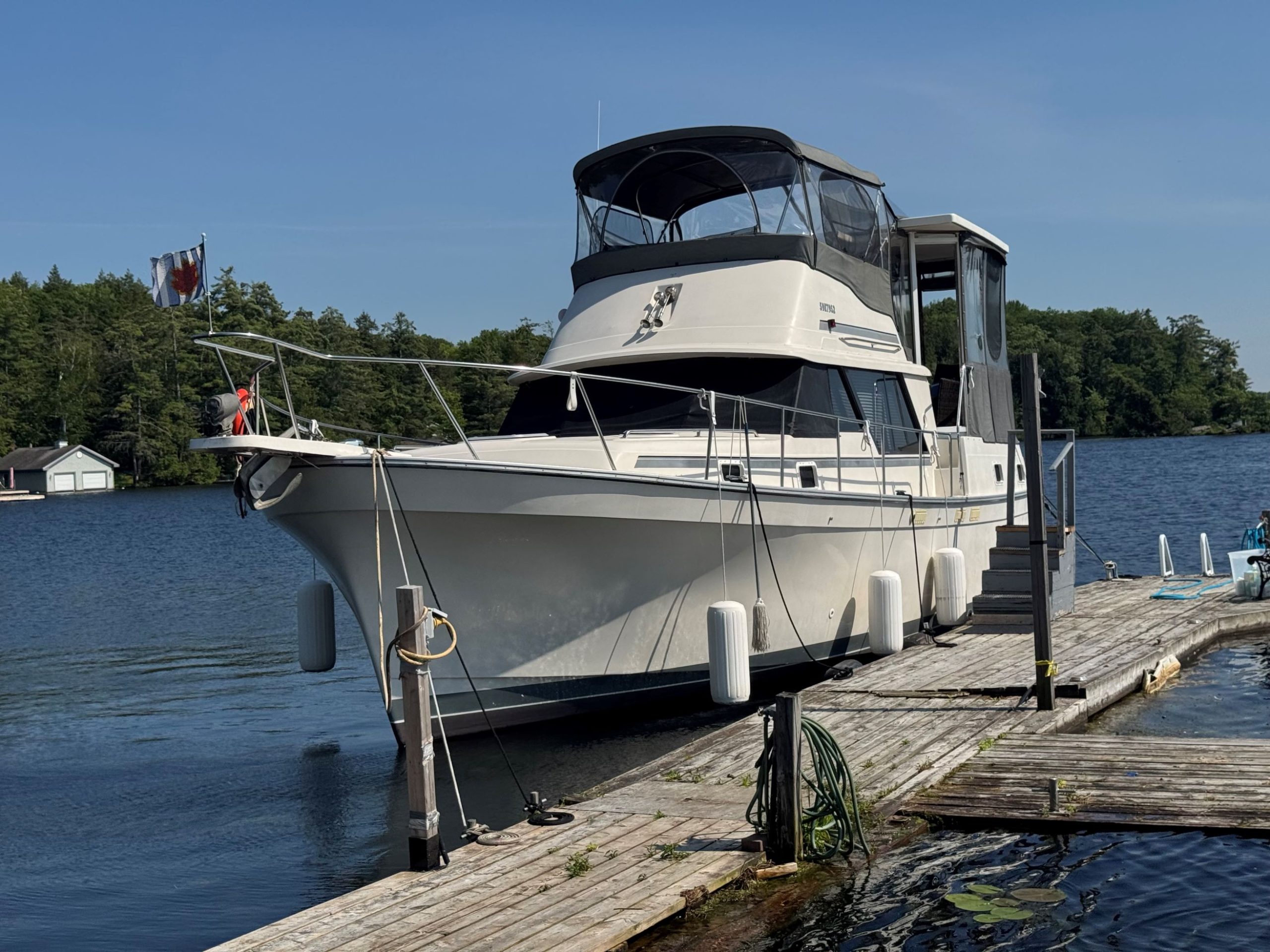 1988 Mainship 36 Nantucket DC