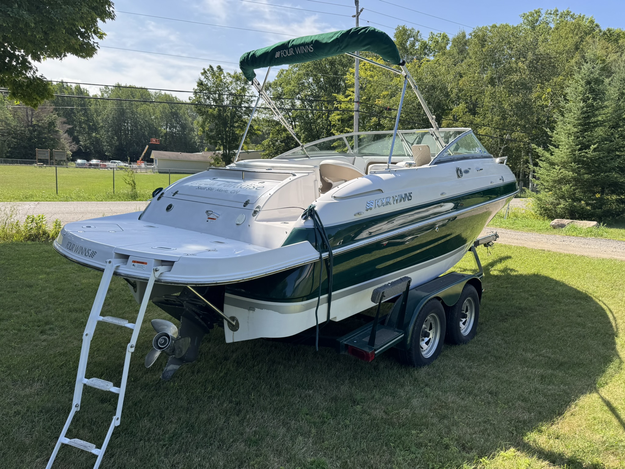 2007 Four Winns Sundowner 215
